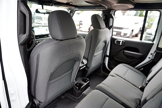 New 2026 Bright White Clear-Coat Exterior Paint Jeep Sport image 22