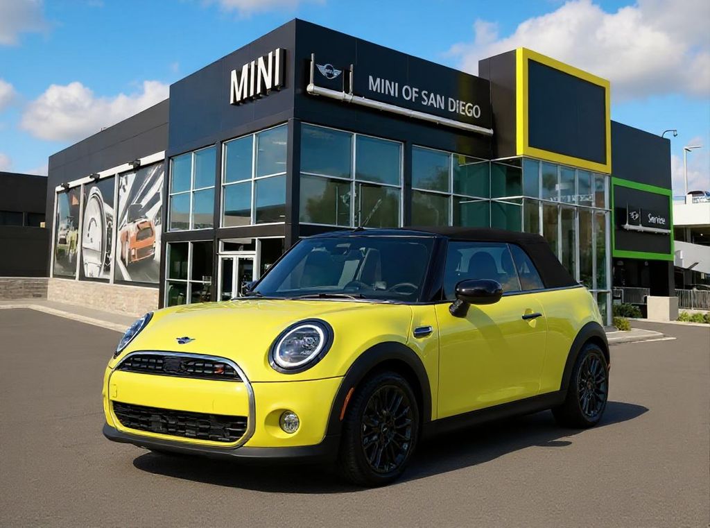 2026 MINI Convertible S's photo