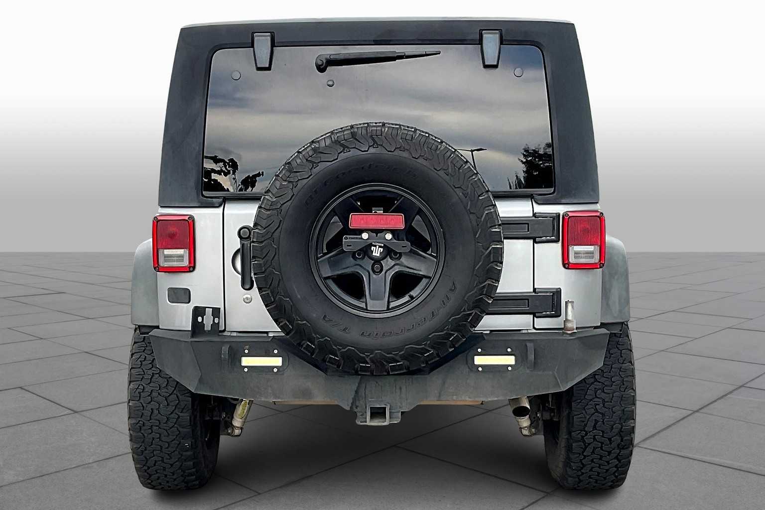 2018 Jeep Wrangler Unlimited Sport S photo 4