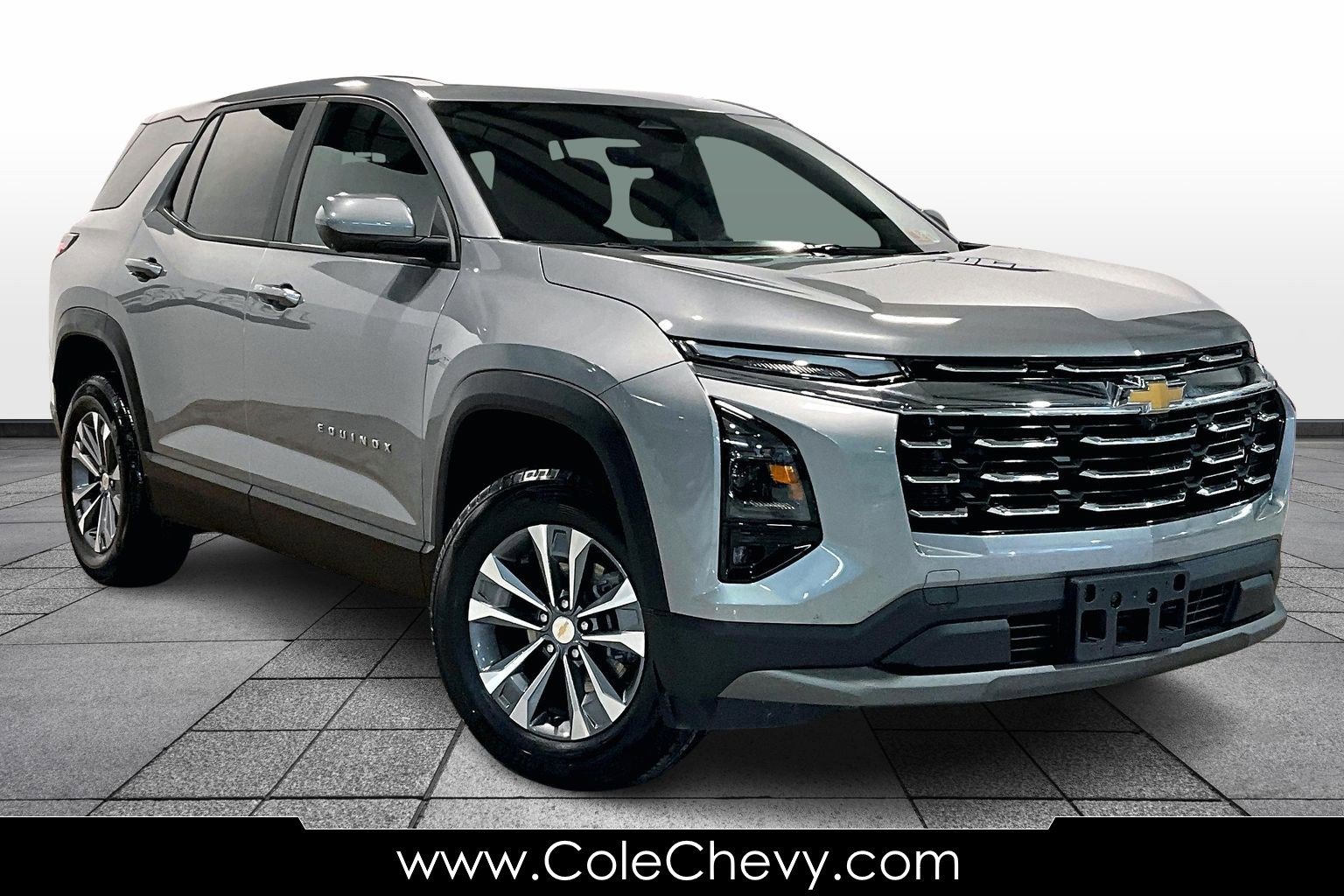 2025 Chevrolet Equinox LT's photo