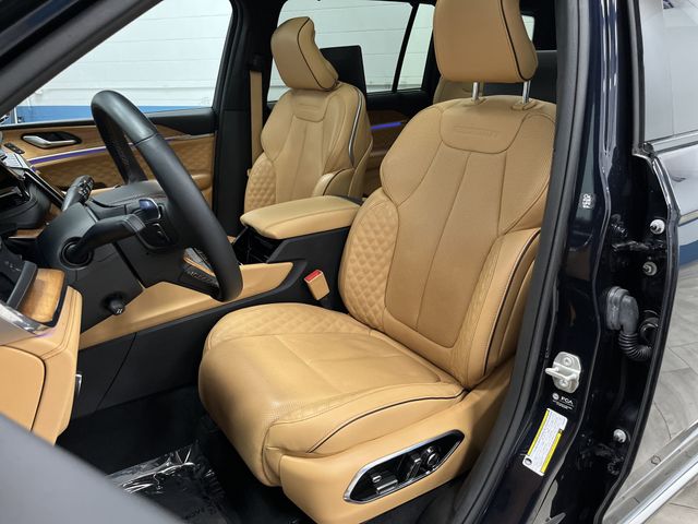 2024 Jeep Grand Cherokee L Summit photo 3