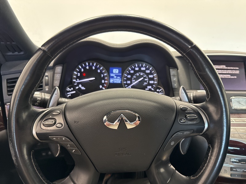 2018 Infiniti Q70 3.7 Luxe photo 21