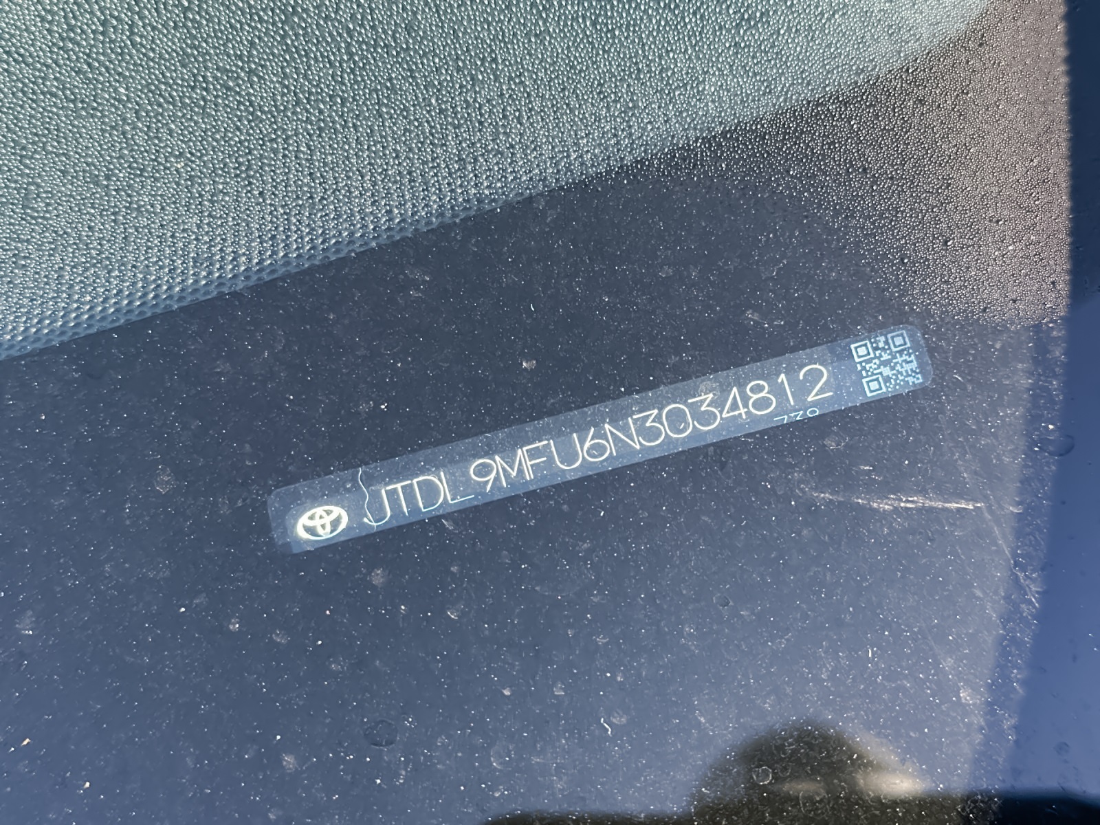 2022 Toyota Prius LE AWD-e photo 3