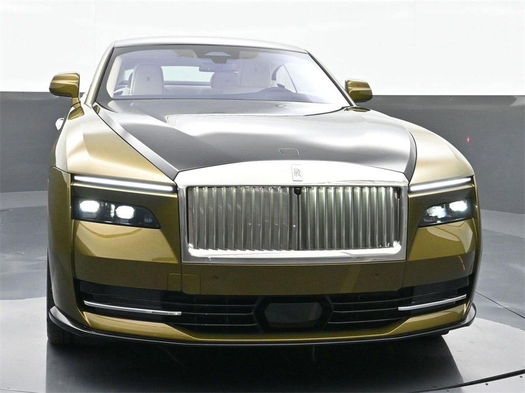 2025 Rolls Royce Spectre photo 4