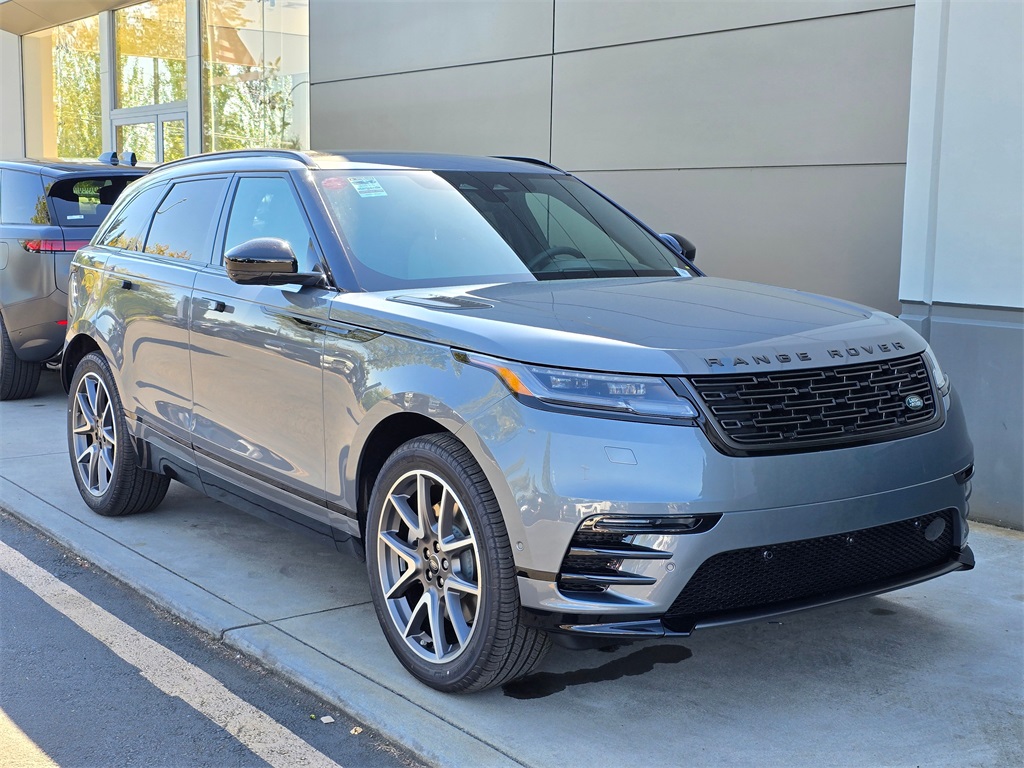 2026 Land Rover Range Rover Velar SE photo 8