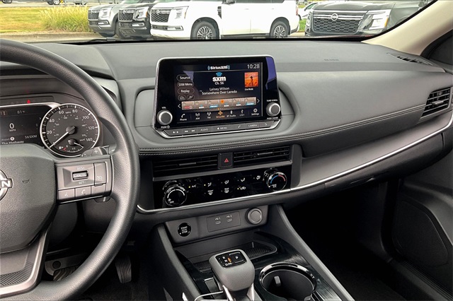 2026 Nissan Rogue S photo 4