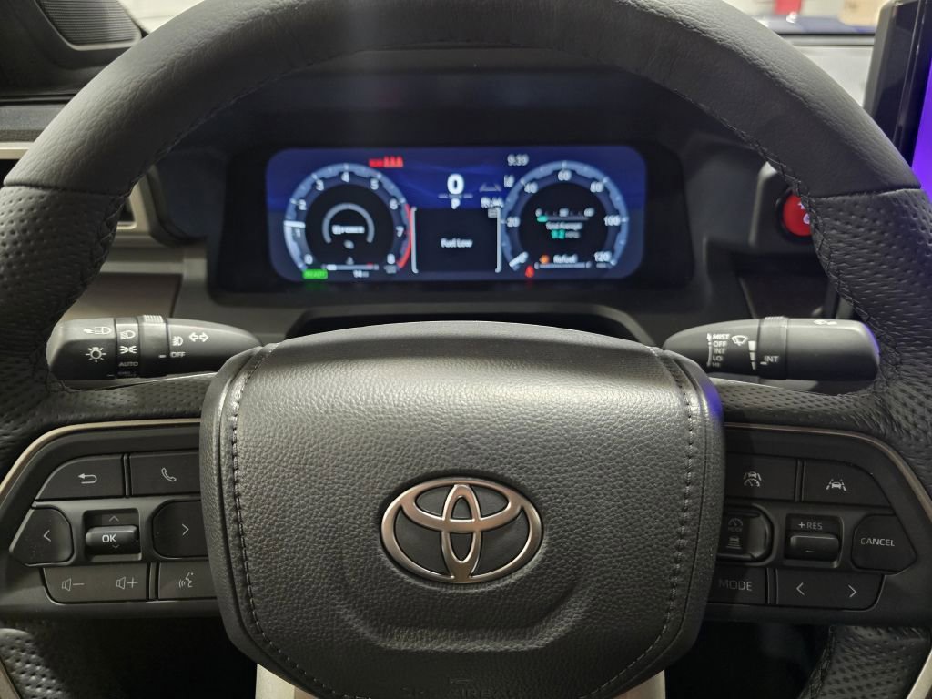 2025 Toyota Tacoma TRD Sport photo 10