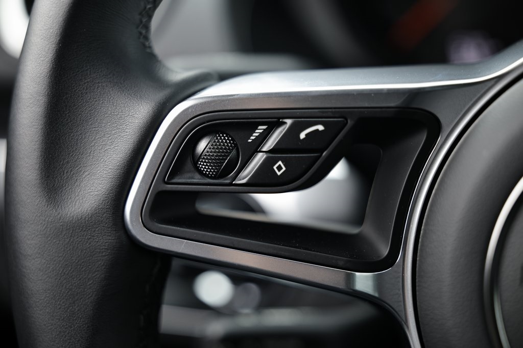 2024 Porsche Boxster photo 31