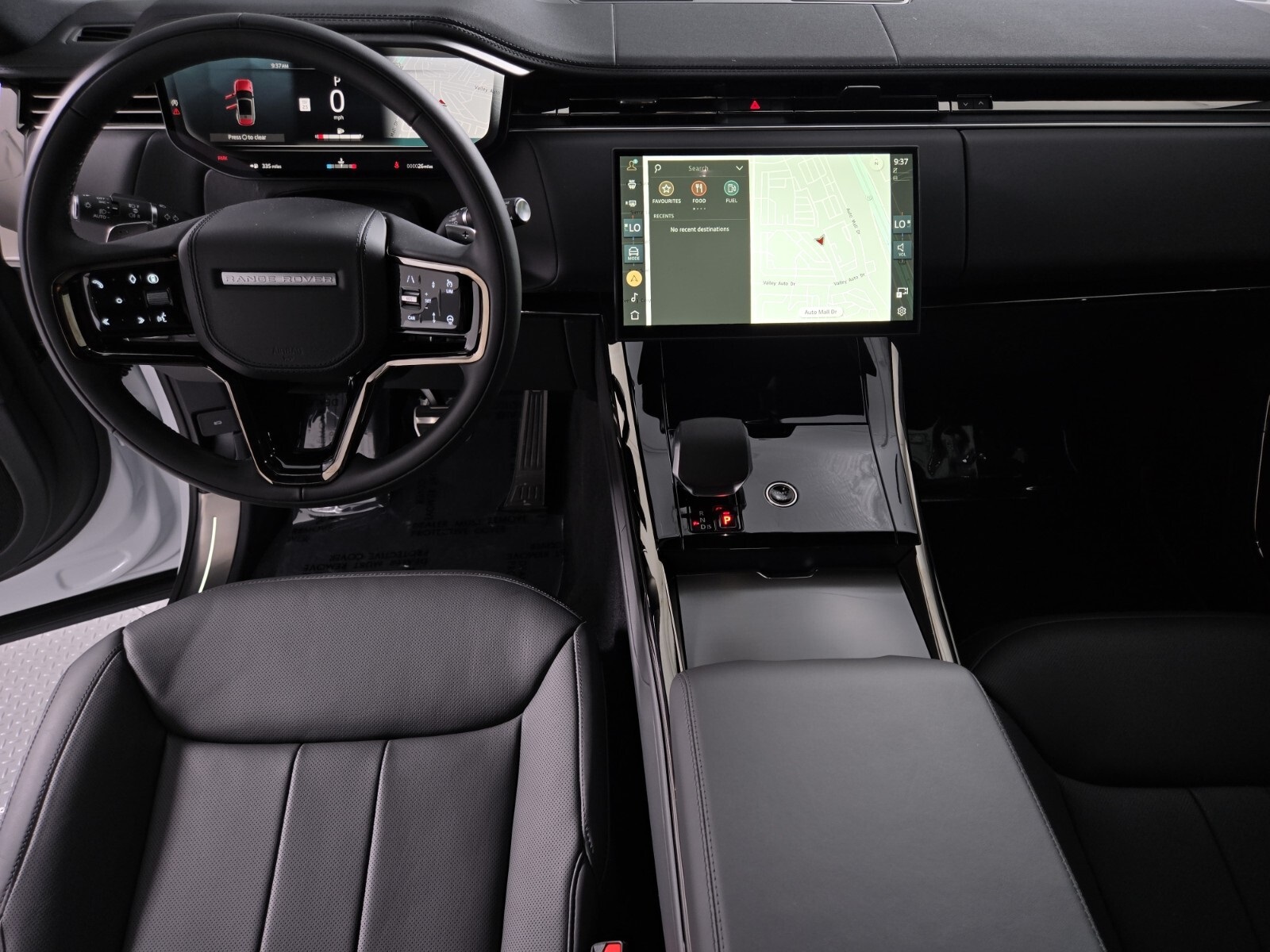 2025 Land Rover Range Rover Sport SE photo 3