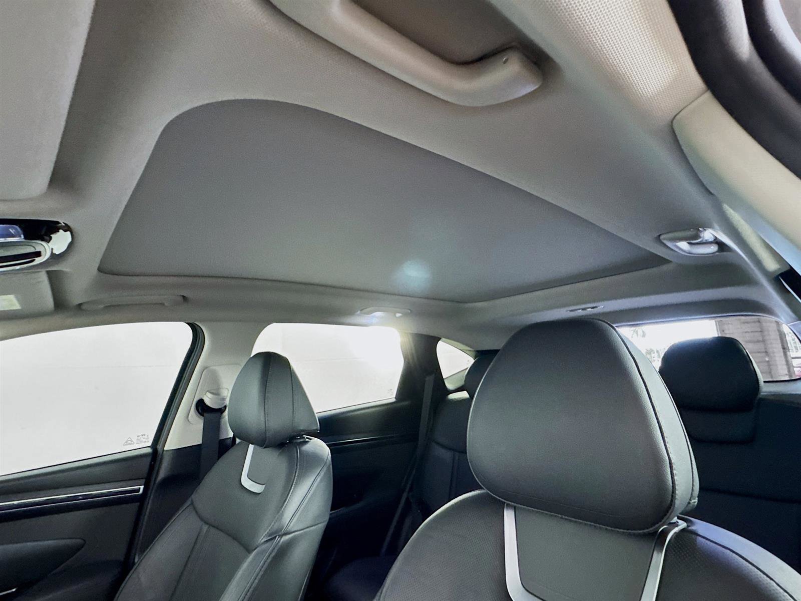 2022 Hyundai Tucson Limited photo 13