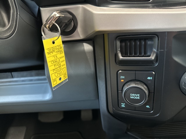 2026 Ford F-350 XL photo 25