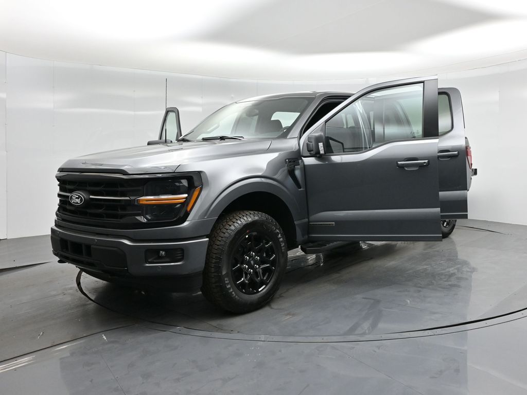 2025 Ford F-150 XLT photo 26