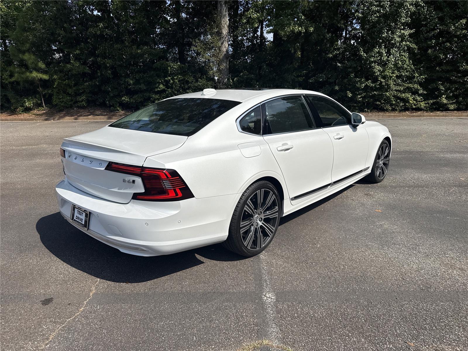 2023 Volvo S90 Ultimate photo 5