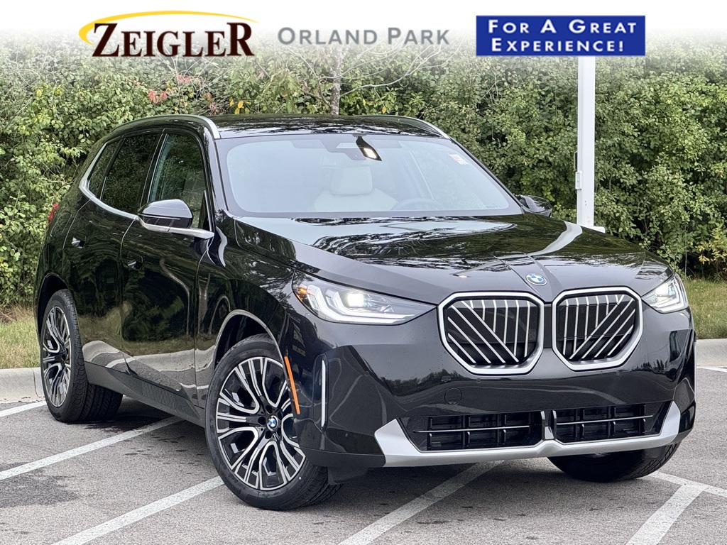 2026 BMW X3 30's photo