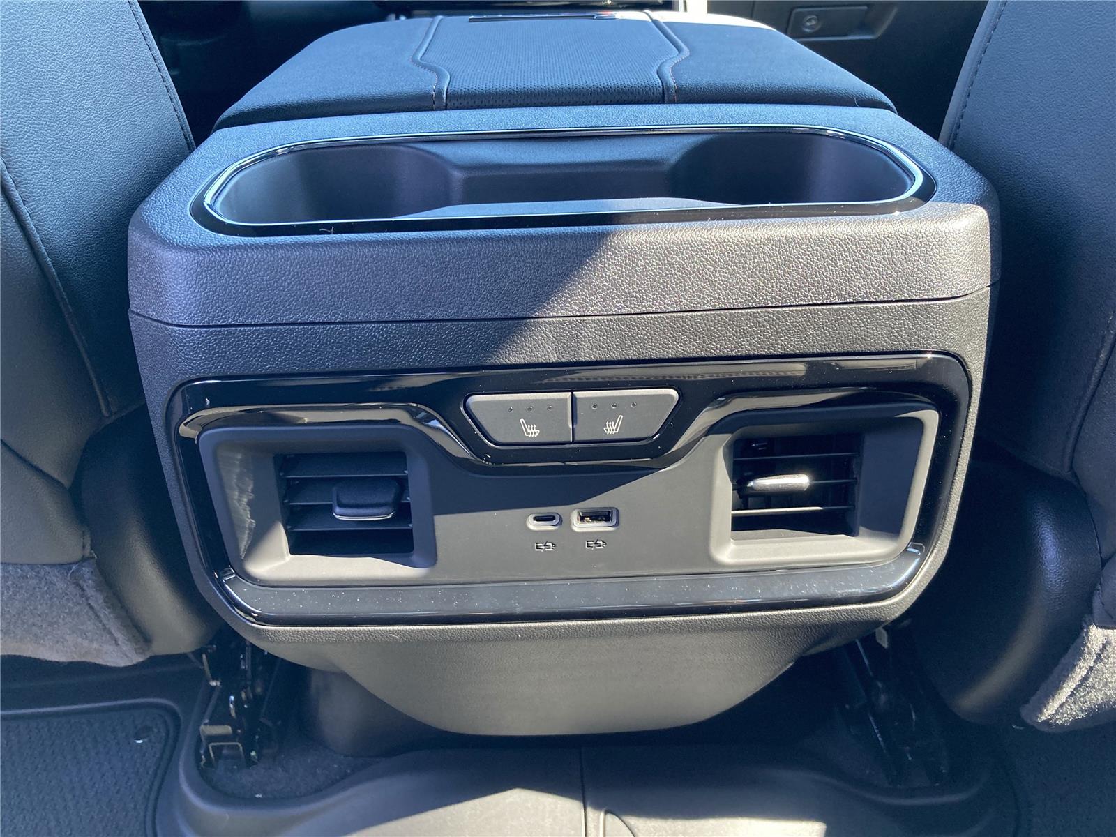 2026 Gmc Sierra 2500 HD AT4 photo 14