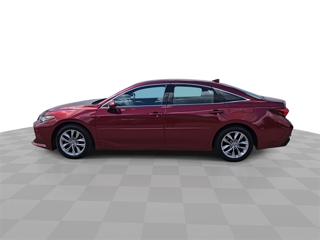 2021 Toyota Avalon XLE photo 5