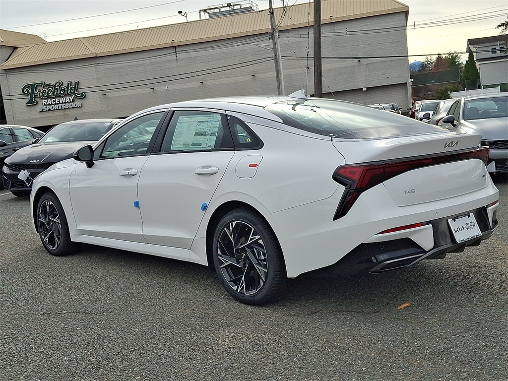 2026 Kia K5 GT-Line photo 3