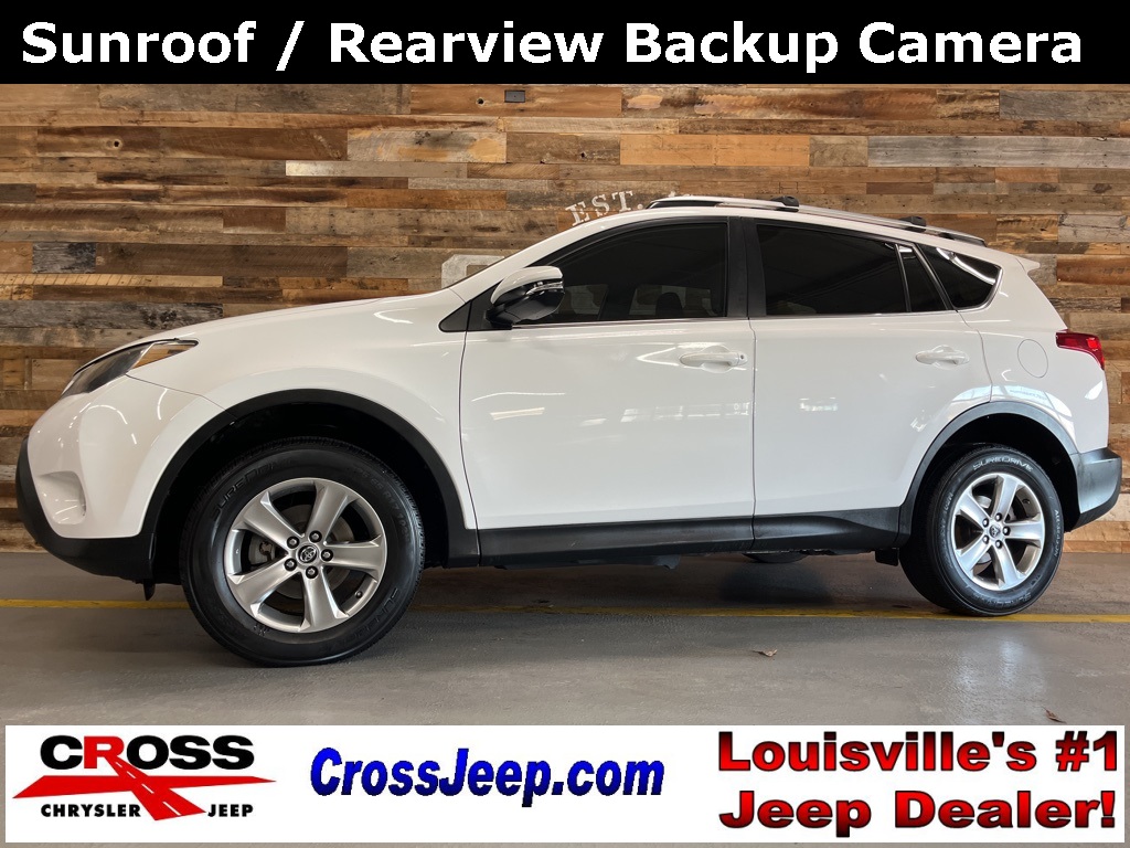 2015 Toyota RAV4 XLE's photo