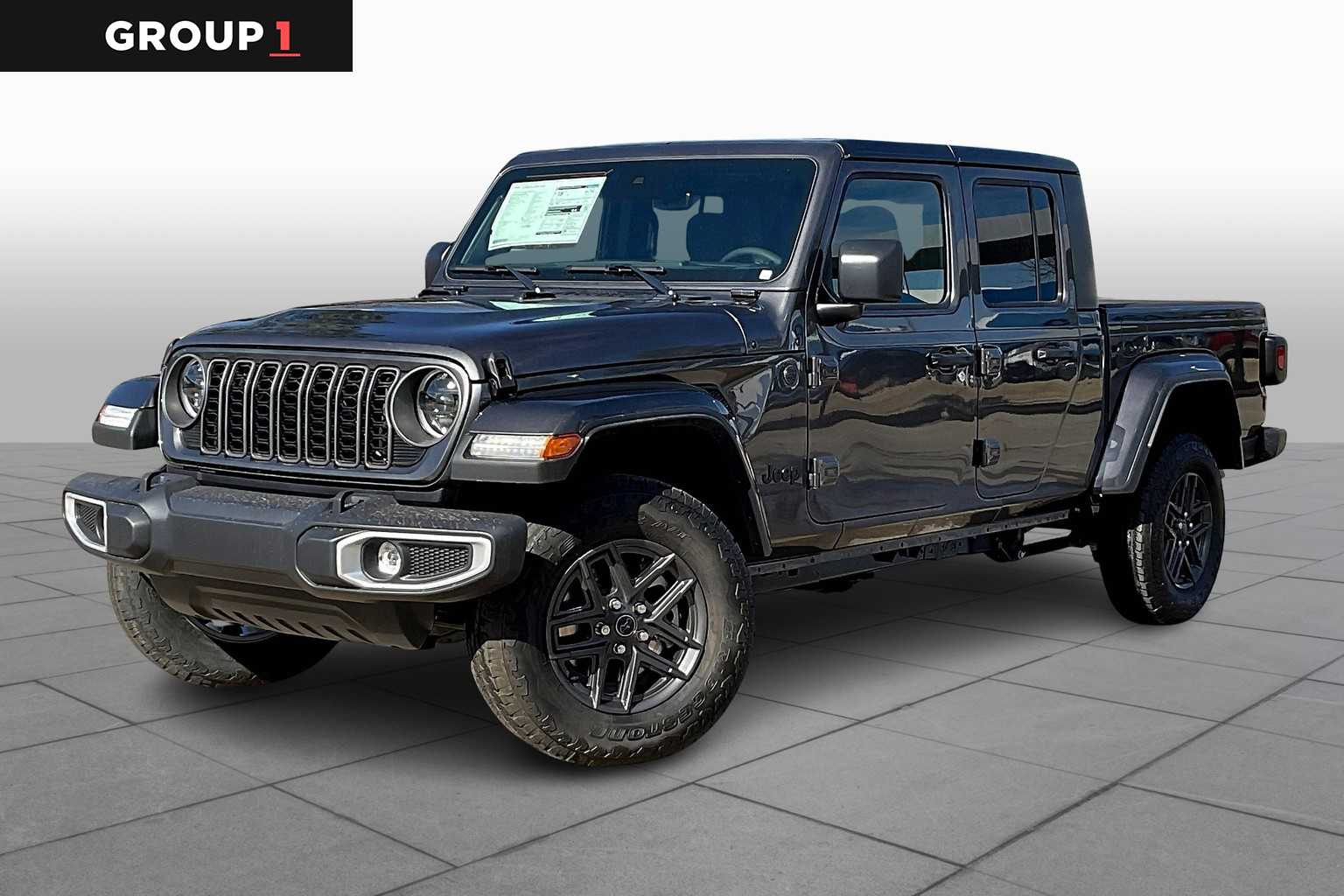 2025 Jeep Gladiator Sport S's photo