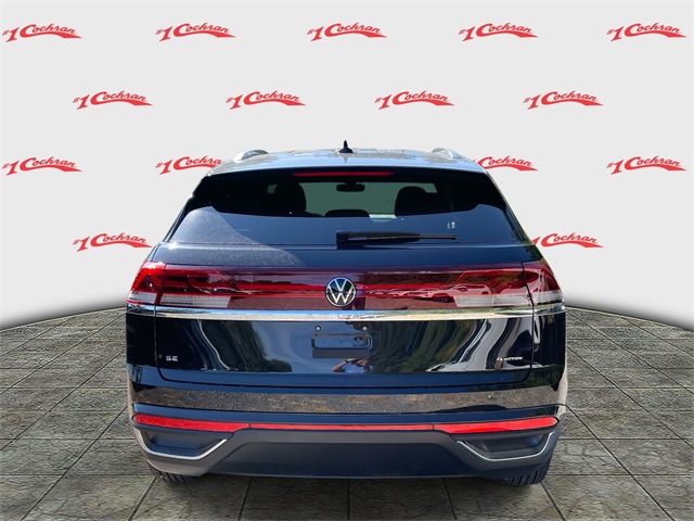 2026 Volkswagen Atlas Cross Sport SE photo 3