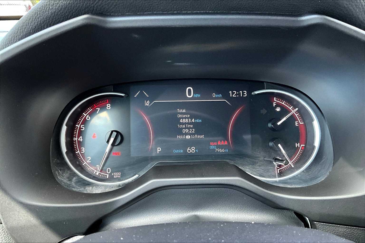 2024 Toyota RAV4 LE photo 23