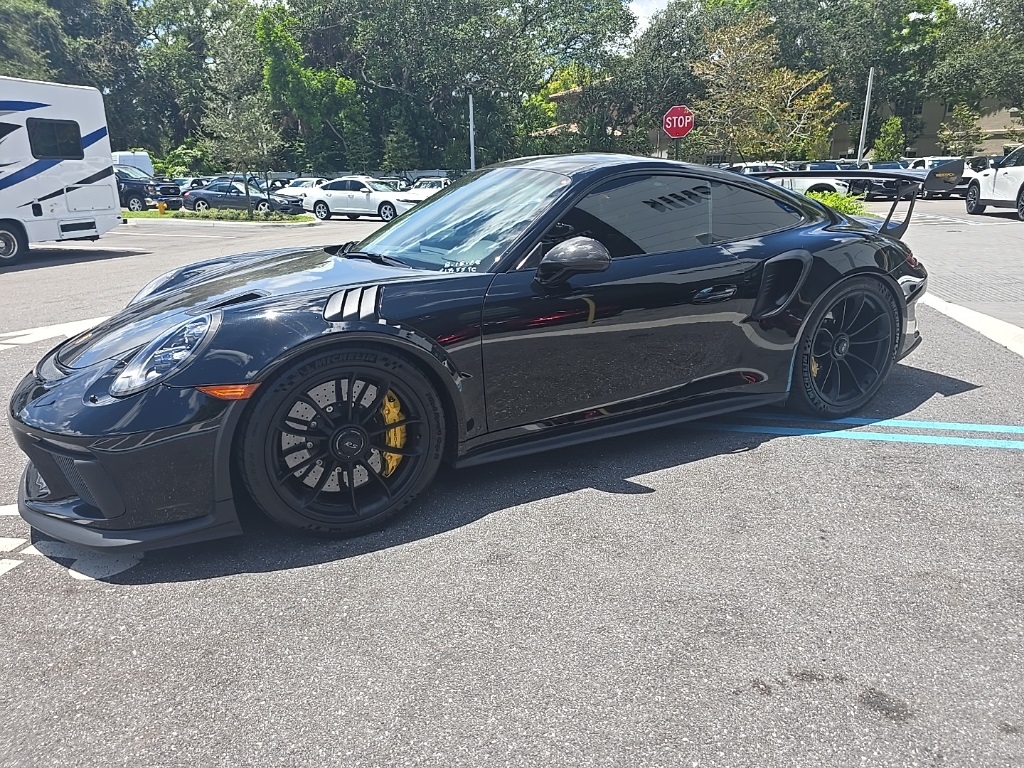 2019 Porsche 911 GT3 RS photo 2