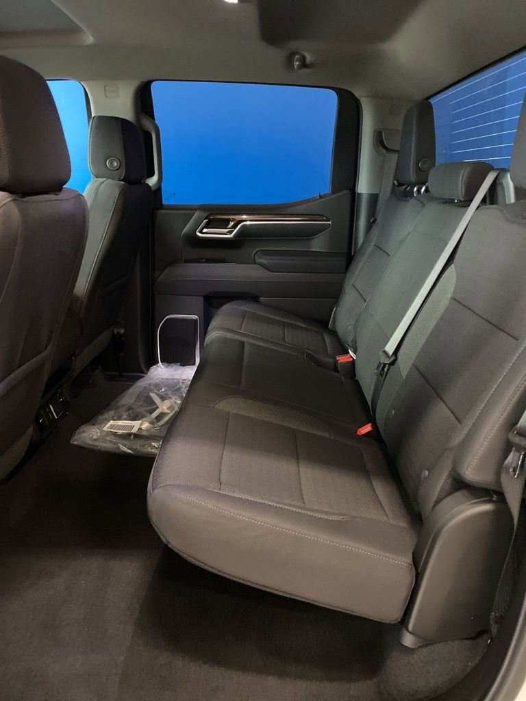 2026 Chevrolet Silverado 1500 LT photo 14