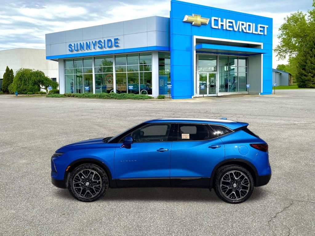 2025 Chevrolet Blazer Premier photo 4