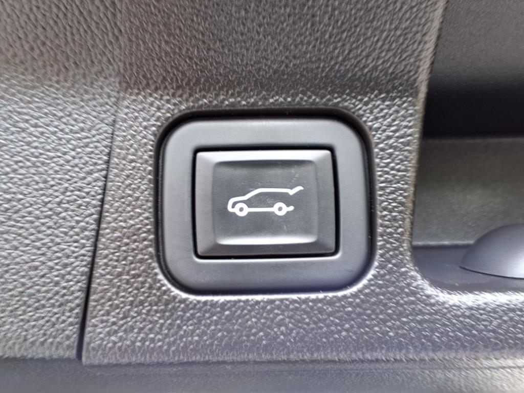 2023 Gmc Acadia Denali photo 25