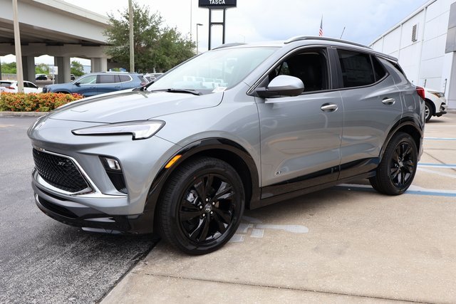 2026 Buick Encore GX Sport Touring photo 3