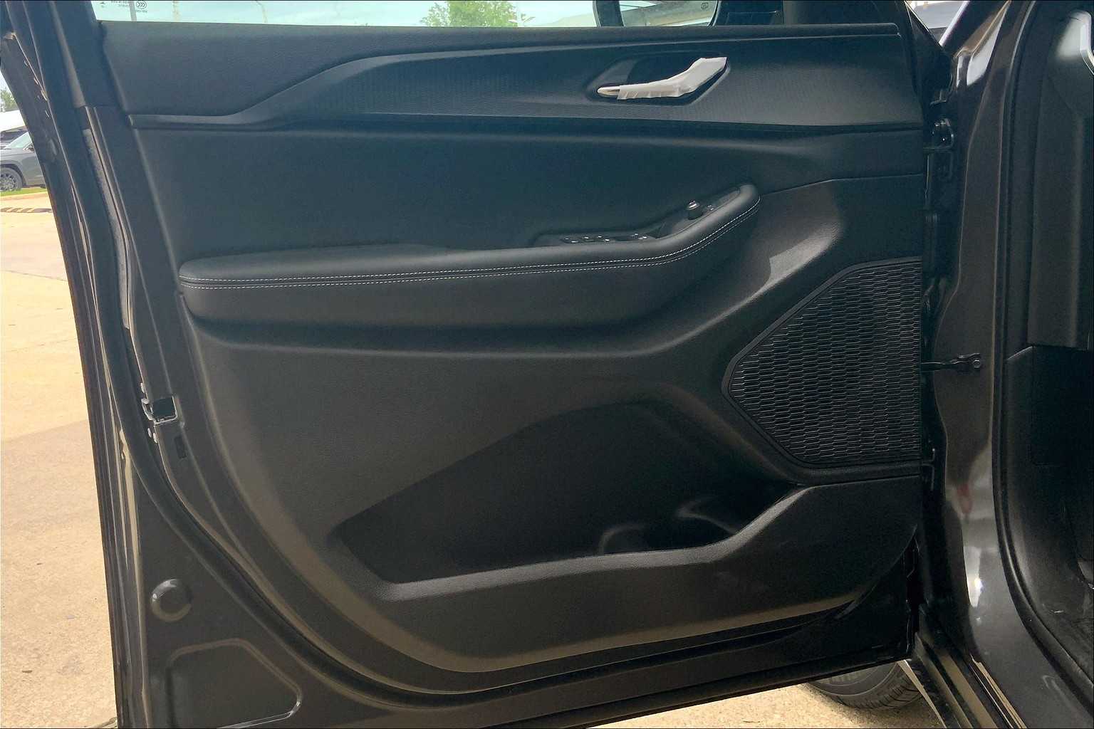 2025 Jeep Grand Cherokee Altitude X photo 10