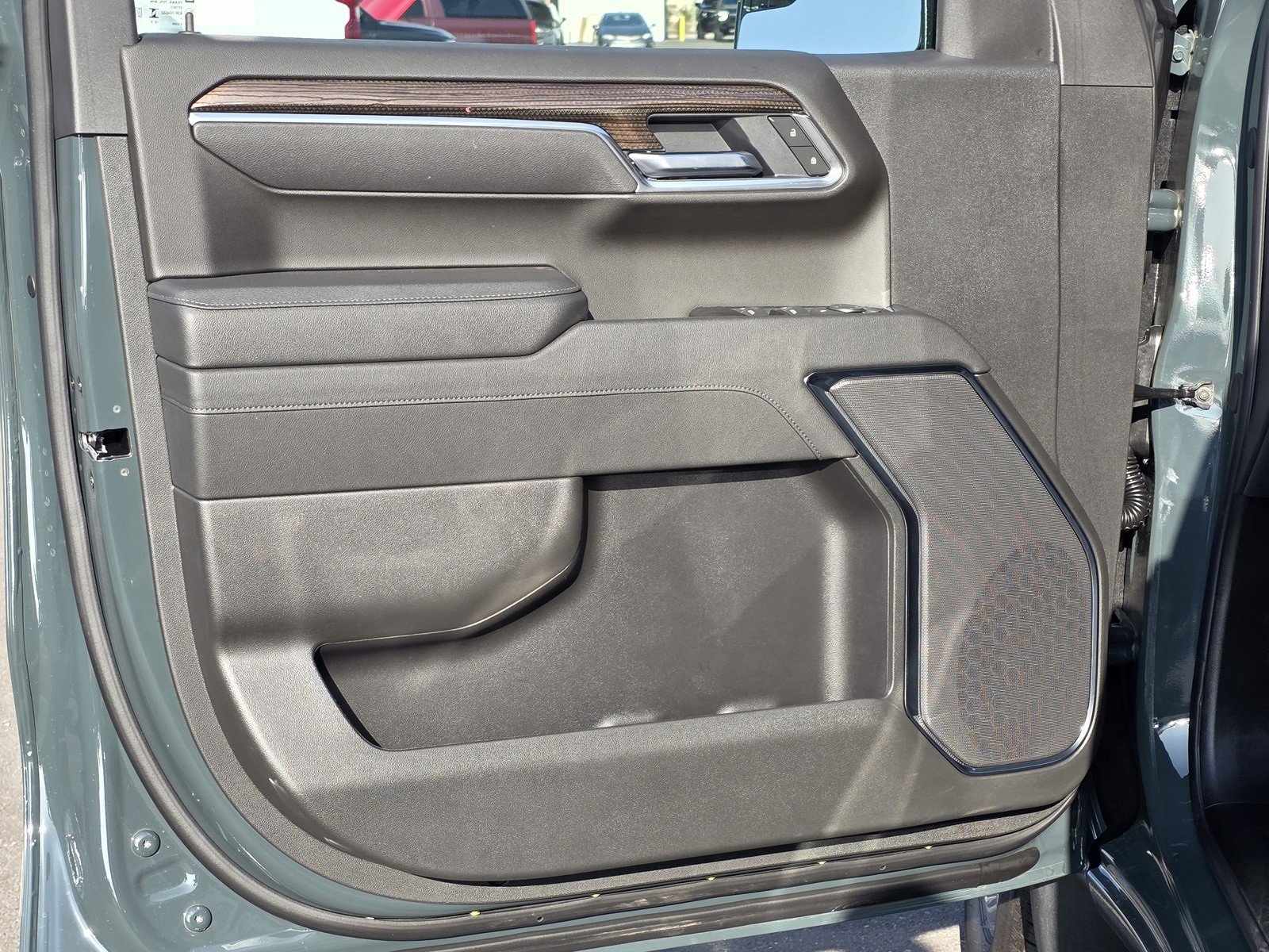 2025 Chevrolet Silverado 1500 LT photo 20