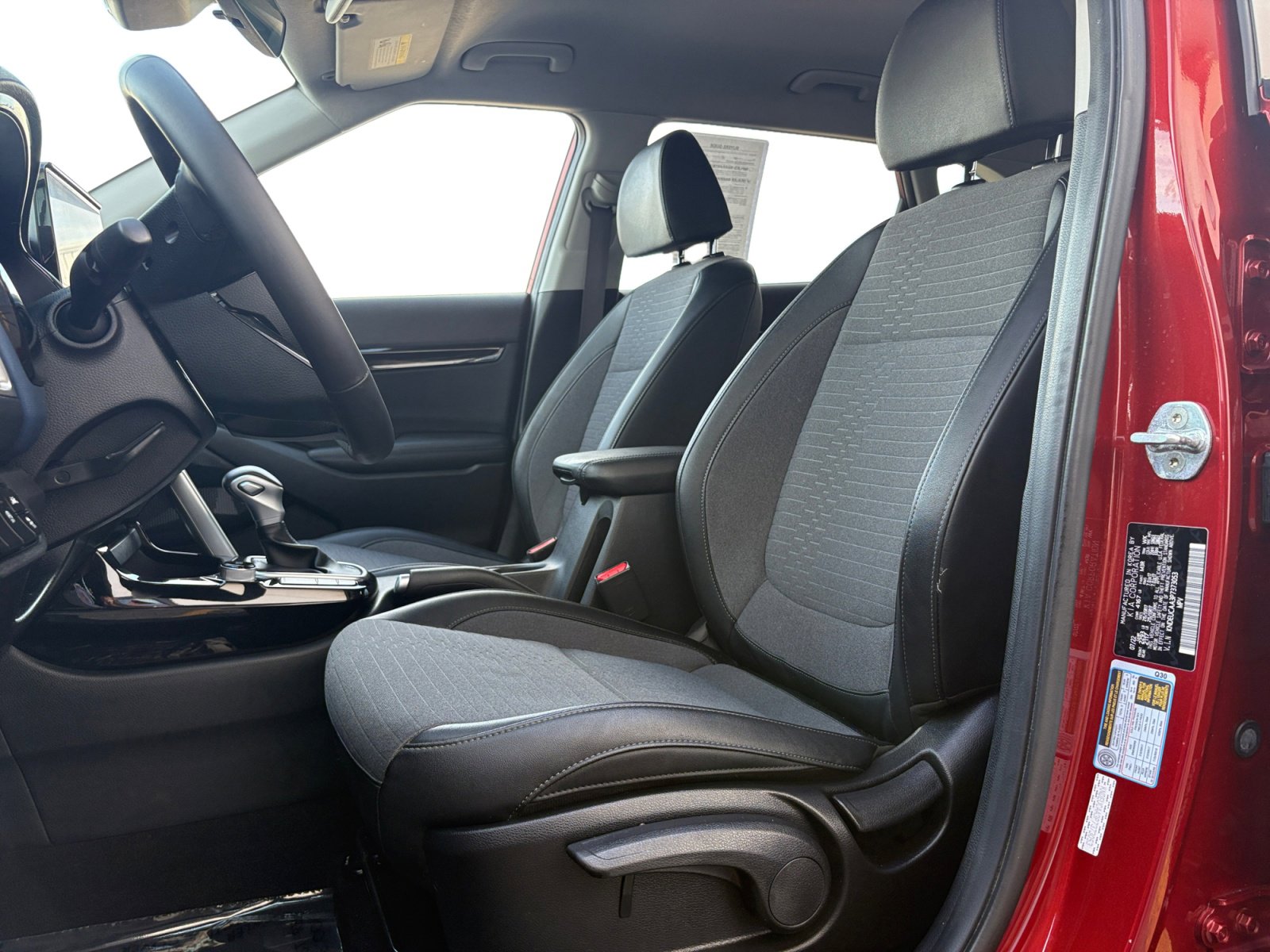 2023 Kia Seltos S photo 8