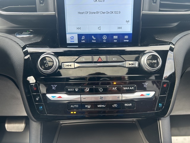 2021 Ford Explorer ST photo 21