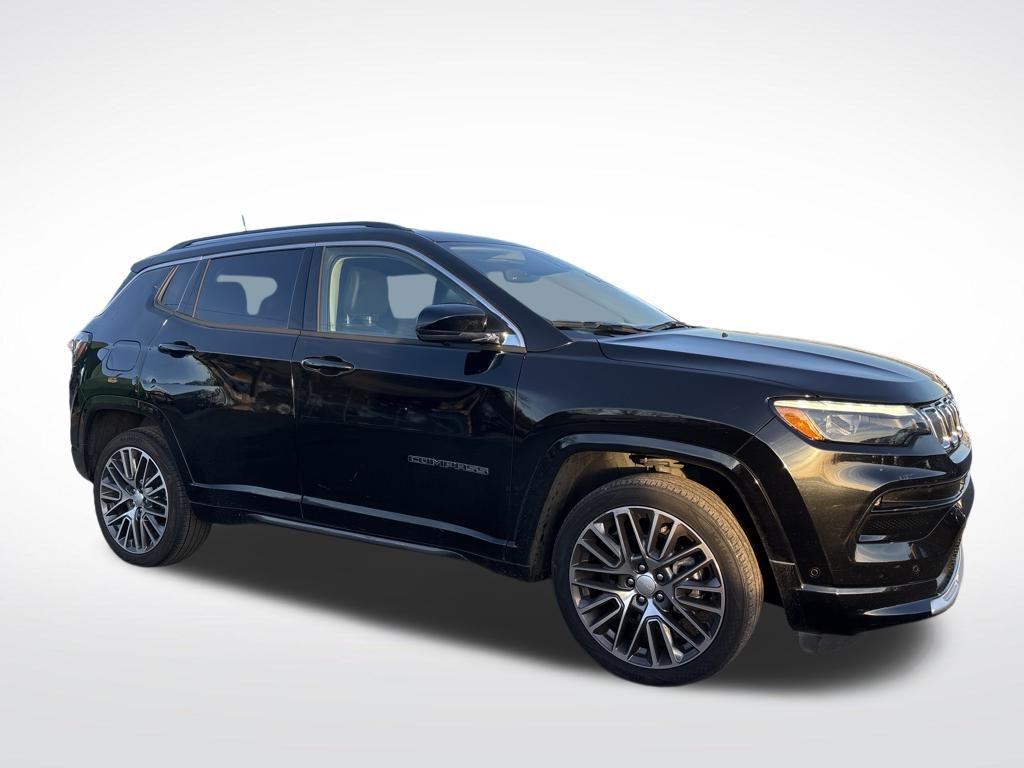 2022 Jeep Compass Limited's photo
