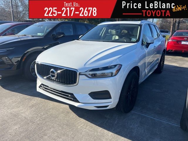 2018 Volvo XC60 Momentum's photo