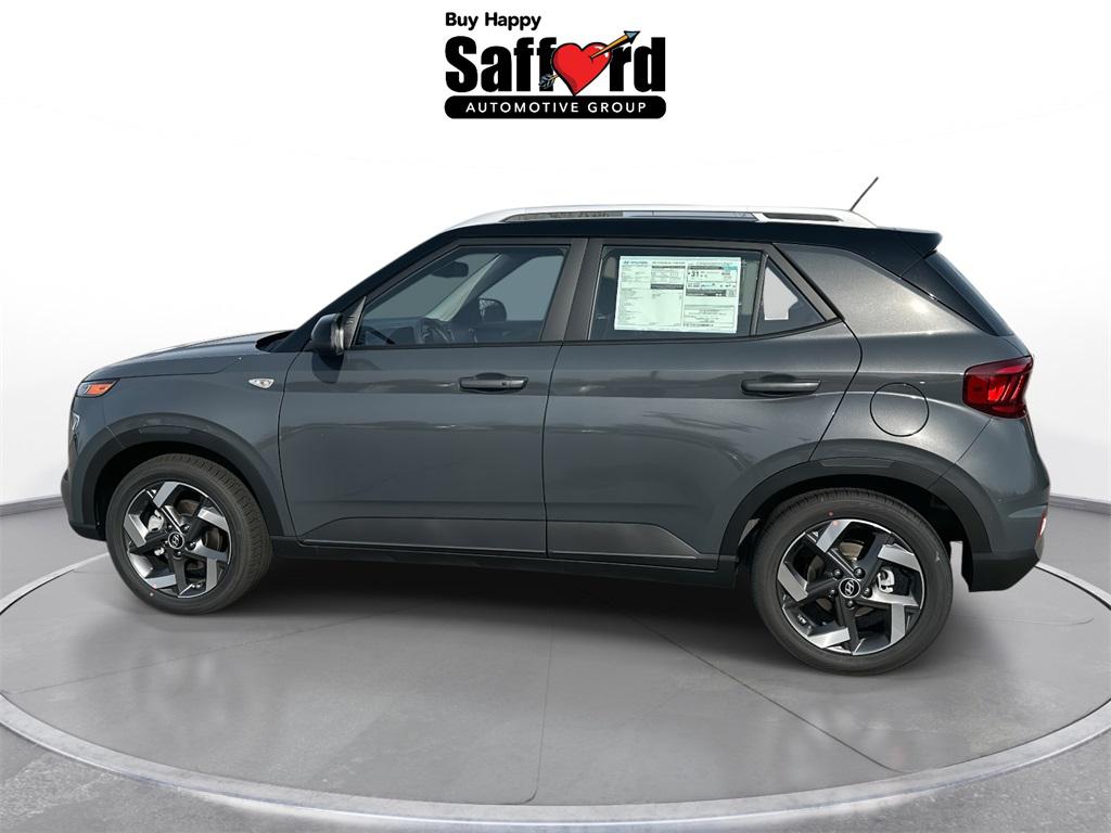 2026 Hyundai Venue SEL photo 4