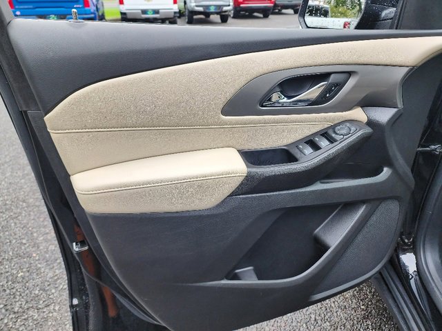 2023 Chevrolet Traverse LS photo 24