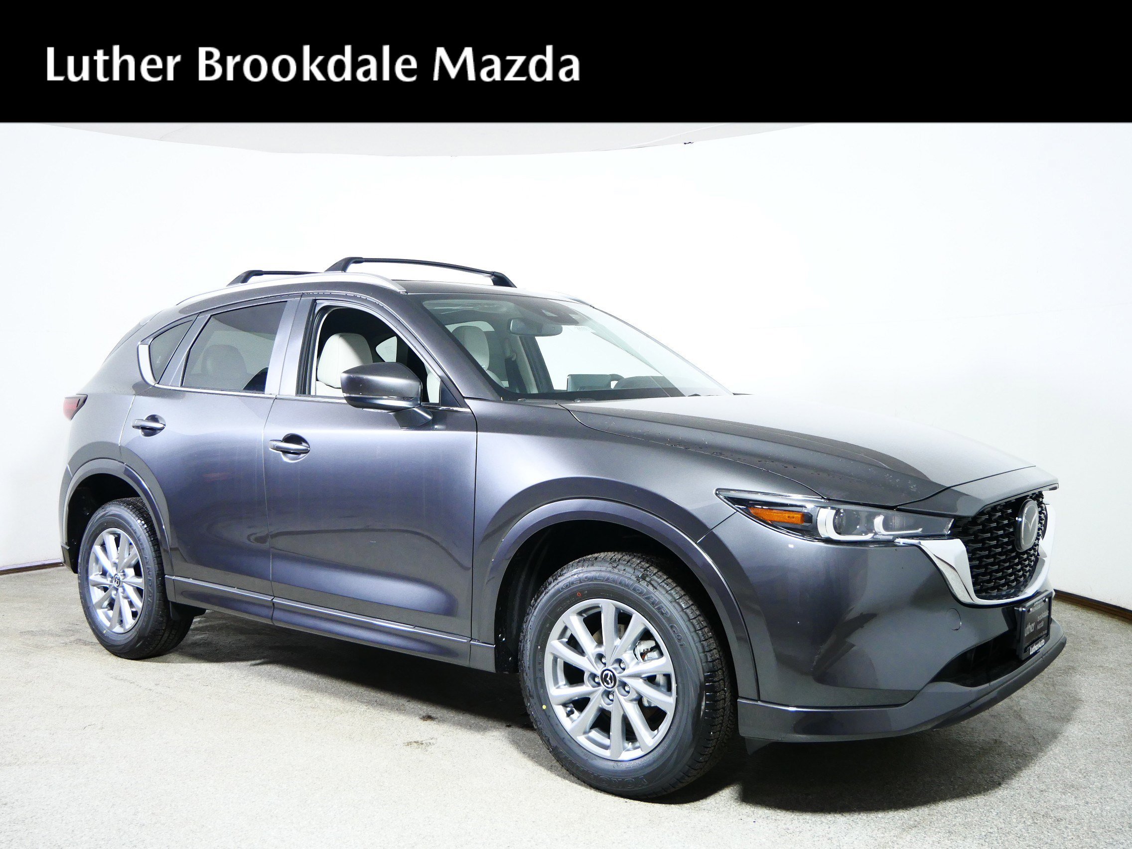 2025 Mazda CX-5 Preferred's photo