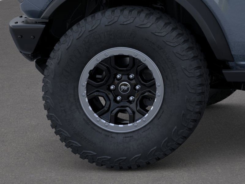 2025 Ford Bronco Badlands photo 13