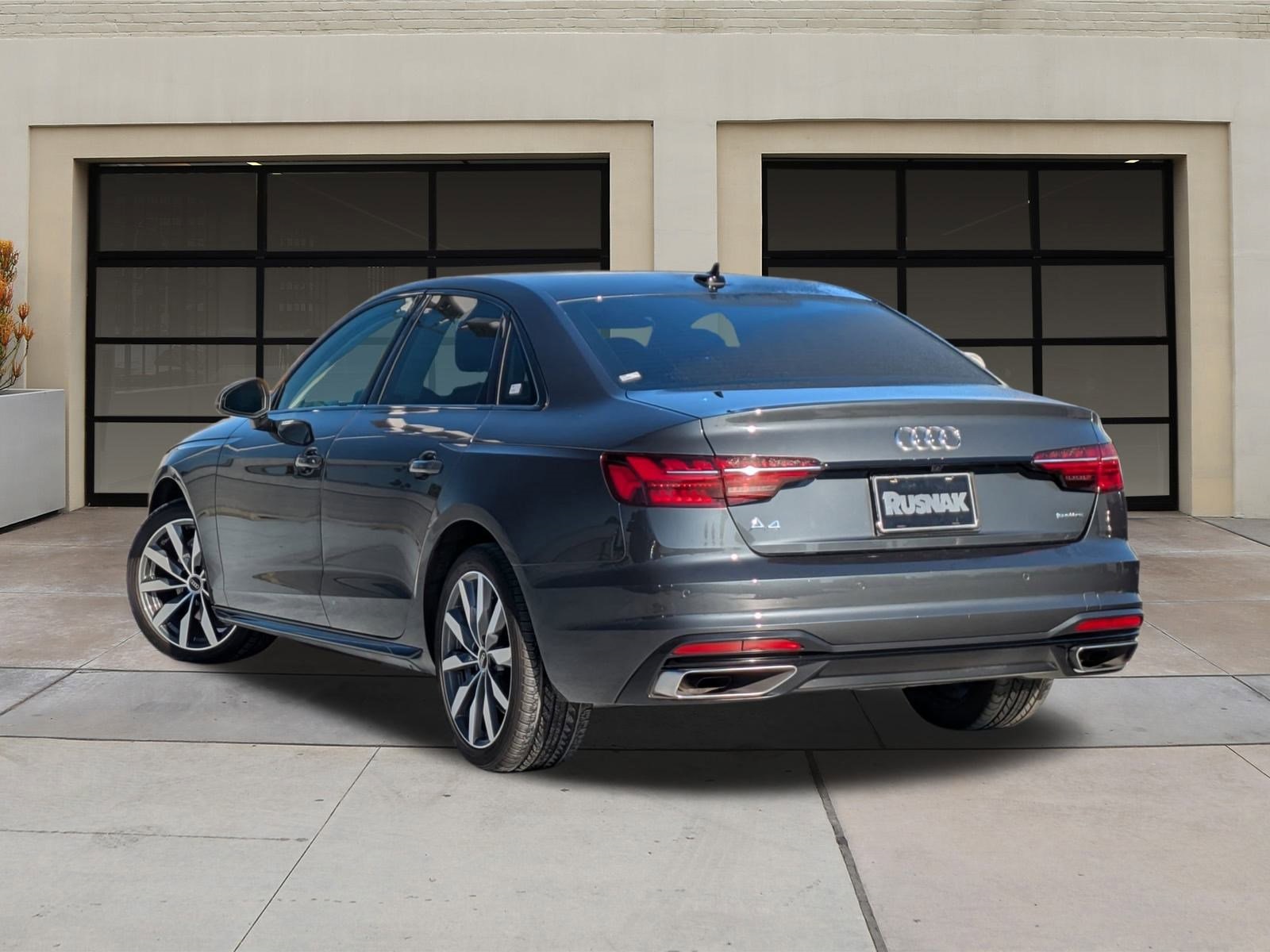 2023 Audi A4 40 Premium Plus Quattro photo 2