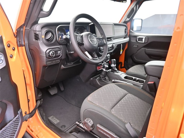 2025 Jeep Gladiator Mojave photo 11