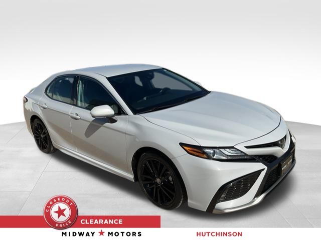 2023 Toyota Camry XSE's photo