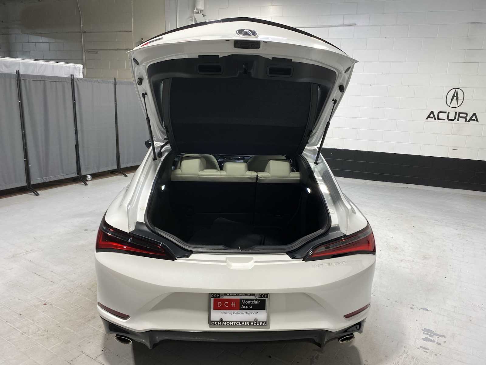 2023 Acura Integra A-Spec photo 18