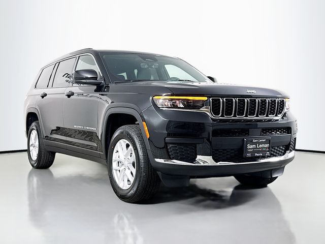 2025 Jeep Grand Cherokee L Laredo's photo