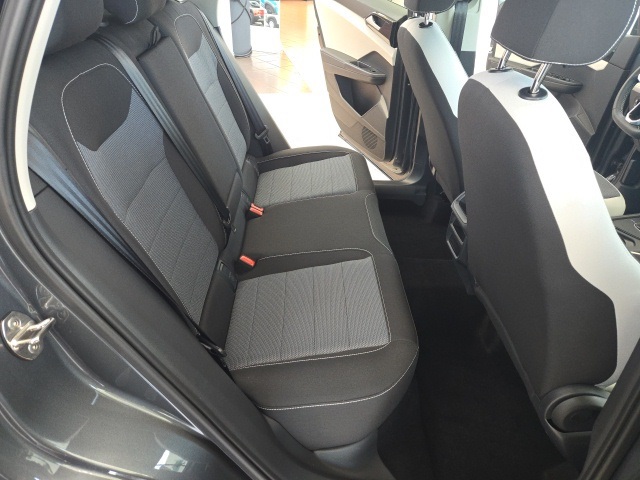 2025 Volkswagen Taos S photo 12