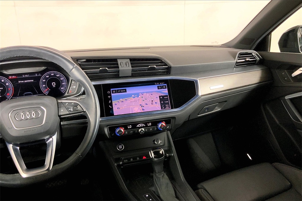 2021 Audi Q3 S line Premium Plus photo 5