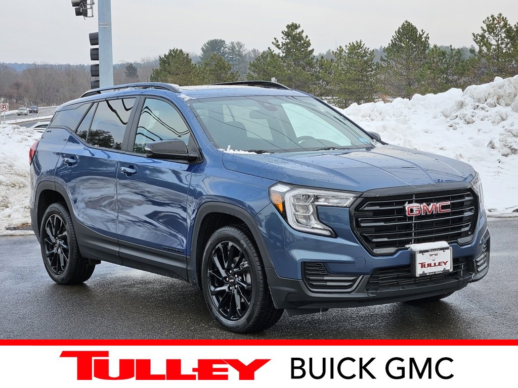 2024 GMC Terrain SLE's photo