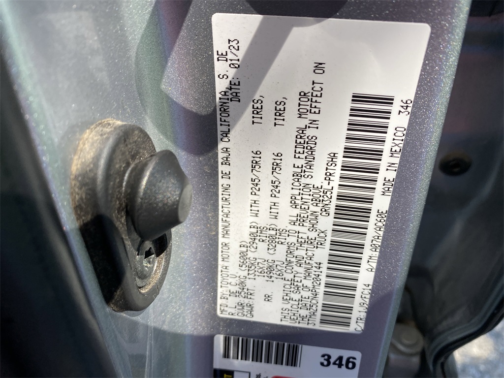 2023 Toyota Tacoma SR5 photo 33