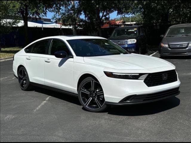 2025 Honda Accord Hybrid Touring photo 2